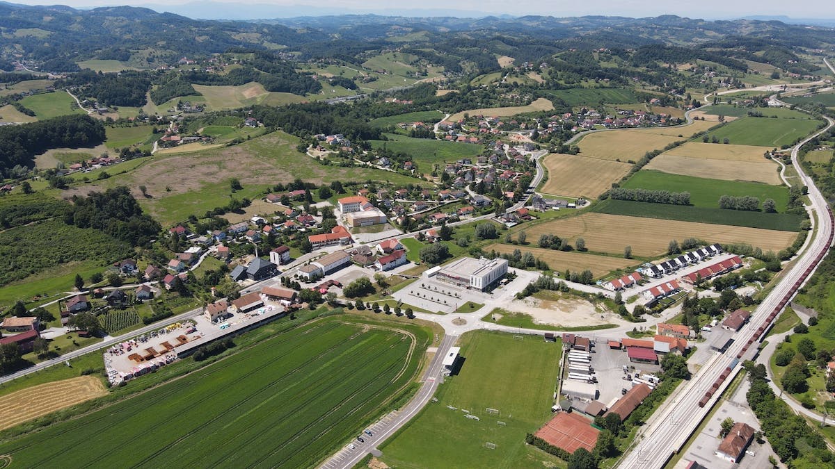 Pesnica